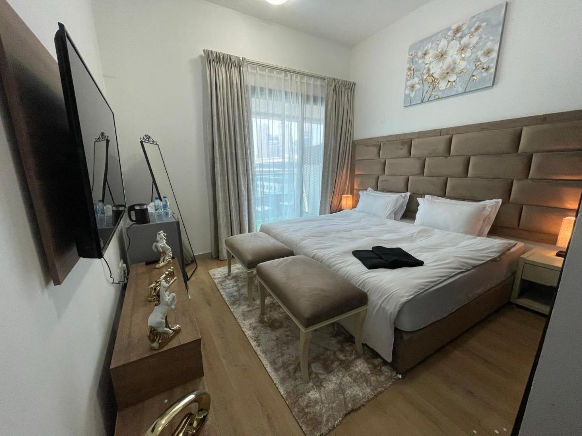 Private Gorgeous Room With Marina View With Shared Kitchen In Shared Apartment Dubai Exterior foto